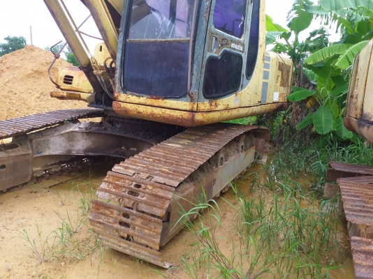 ขายแพครถแบคโฮ KOMATSU PC200-6