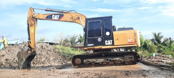 ⭐⭐Cat E120B เครื่องปั้มดี มีแอร์ ช่วงล่างเต็ม ใบแทรค70 เจ้าของขายเอง