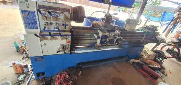 ขายครับขาย เครื่องกลึง 8 ฟุต winho 480 &times; 1500 ซื้อใหม่มา กลึงงานอะไหล่ มอเตอร์ไซด์เล็กน้อยเท่านั้น อายุการใช้งาน เท่ากับขี้กลึงที่เห็น 260000 บาท 0814583376 ขายเครื่องกลึง มิลลิ่ง เอก ปทุม