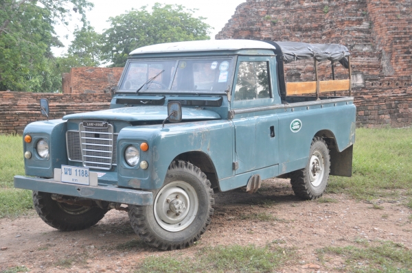 ขาย  land rover series 3 เครื่องเดิมๆภายในเดิมๆ หายากมาก