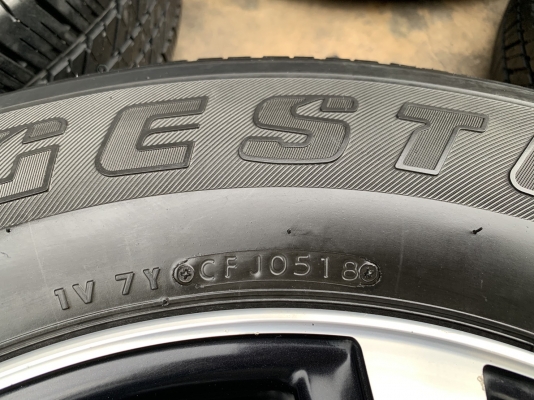 ล้อแม็ก Toyota Vigo TRD แท้ ขอบ 17 พร้อมยาง 265-65-17 Bridgestone ปี 18 ล้อแม็ก Toyota Vigo TRD แท้ ขอบ 17 พร้อมยาง 265-65-17 Bridgestone ปี 18