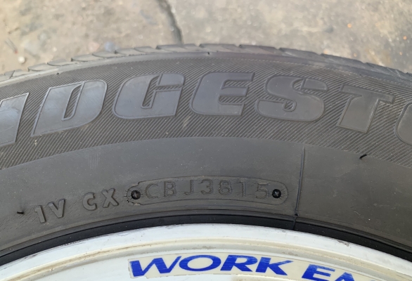 ล้อแม็ก ISUZU D-Max ขอบ 16 สีขาว แถมยาง 215-70-16 Bridgestone ปลายปี 15 ล้อแม็ก ISUZU D-Max ขอบ 16 สีขาว แถมยาง 215-70-16 Bridgestone ปลายปี 15