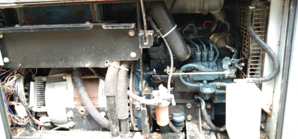 เครื่องเชื่อมพร้อมปั่นไฟสนามShindaiwaสามสาย200Vสองสาย220V