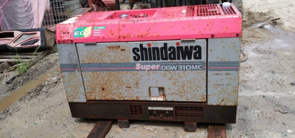 เครื่องเชื่อมพร้อมปั่นไฟสนามShindaiwaสามสาย200Vสองสาย220V