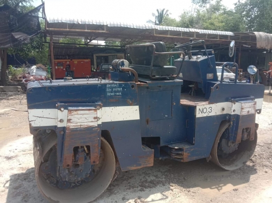 รถบดสั่นสะท้านBOMAGล้อหน้าหลังเหล็ก4ตัน
