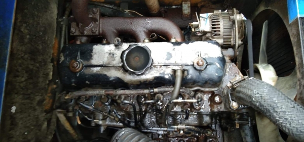 รถบดสั่นสะท้านBOMAGล้อหน้าหลังเหล็ก4ตัน