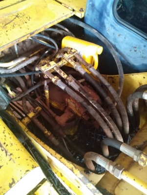 ขายด่วน KOBELCO SK200 MART III 200 สภาพพร้อมใช้งาน โซ่ช่วงล่างสวย เวแน่น ไฟฟ้าสมบูรณ์ เอกสารเล่มทะเบียน พร้อมลุยงาน สนใจเอาไปใช้งาน โทร 093 0764943 K ตั้ม