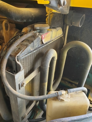 Komatsu PC20-7 เก่านอกมาทำงานไป 4600 ชม. ตรวจเช็คระบบเรียบร้อยพร้อมลุยงานได้เลย เอกสารอินวอย