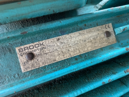 ขายมอเตอร์ไฟฟ้า Brook 15HP. 380V 1450rpm. รุ่นงานยุโรป สภาพสวยเดิมๆ หมุนนิ่ม พร้อมใช้งาน มี 2ตัวครับ ราคาตัวละ 6,800 บาท