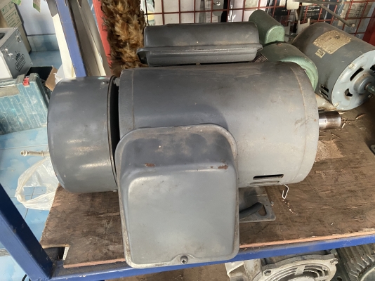 ขายมอเตอร์ HITACHI 2hp ไฟบ้าน สวยๆครับ ขายมอเตอร์ HITACHI 2hp ไฟบ้าน สวยๆครับ