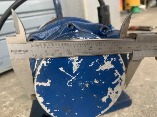 ขายมอเตอร์สั่น-เขย่า Tokyo Vibrating 0.16Kw.(1/4HP.) 380V 1450rpm. made in Japan ตุ้มปรับความแรงได้ สั่นแรง หมุนนิ่ม พร้อมใช้งาน ราคา 3,400 บาท