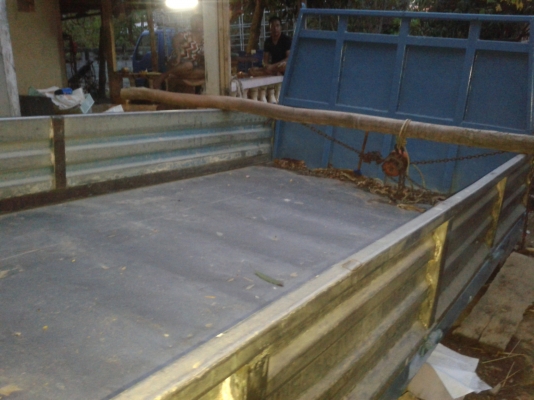 ขายกระบะสแตนเลสทั้งลูก. ของNPR115 ใส่ทำตั้มได้ สวยๆมาก