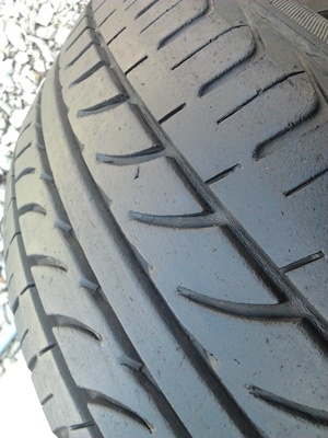 ขายยาง175/70/13 ปี 3407 BRIDGESTONE ER60   1  ชุด