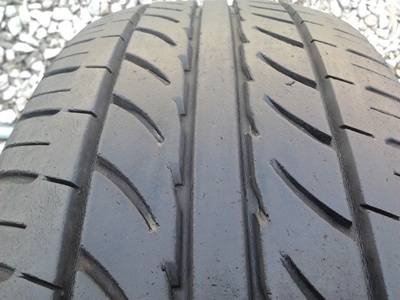 ขายยาง175/70/13 ปี 3407 BRIDGESTONE ER60   1  ชุด