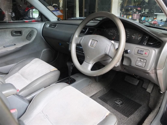 HONDA CIVIC ปี94 เครื่องD15 เกียร์ออโต้