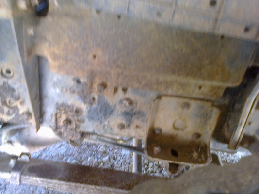 6ล้อกระบะเปิดข้างNKR110แรงรถห้างแท้ รถสวย หัวสวยไม่ผุ(รถกรมป่าไม้)