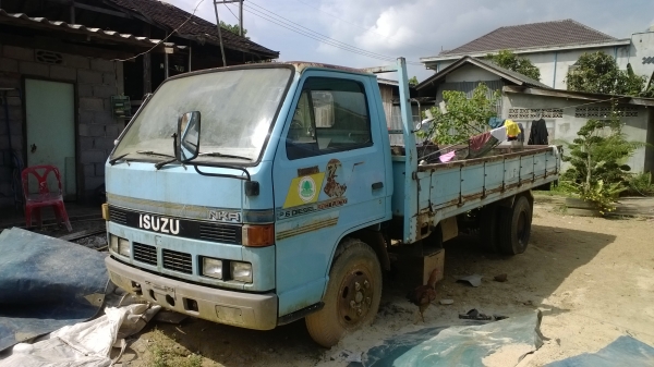 6ล้อกระบะเปิดข้างNKR110แรงรถห้างแท้ รถสวย หัวสวยไม่ผุ(รถกรมป่าไม้)