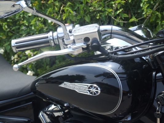 DRAGSTAR CLASSIC 400 ปี2000 เก็บงานใหม่ แต่งแบบfatboy low. <<สรรพสามิต>>