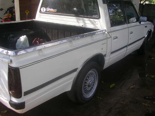 720 พวงมาลัยเพาเวอ ชุดแอร์ใหม่ ดิสเบรกหน้า เครื่องดีเชล พร้อมใช้งาน