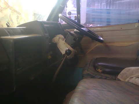 ขาย NKR   110 แรงม้า รถสวย เครื่องดี คัสซีเยี่ยม