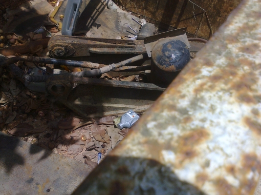 ขายกะบะเก่าสามมิตร คัสซีเทียมไม่มี มีขา กระบอกยกตามสภาพ..