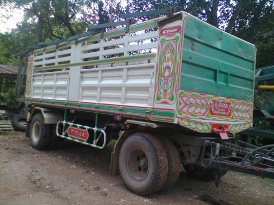 ลูกพ่วง  2  คาน  ดั้ม  ปี  52  กระบะลูกฟูก  ต่ออู่นครสวรรค์  ยาว  6.40 m