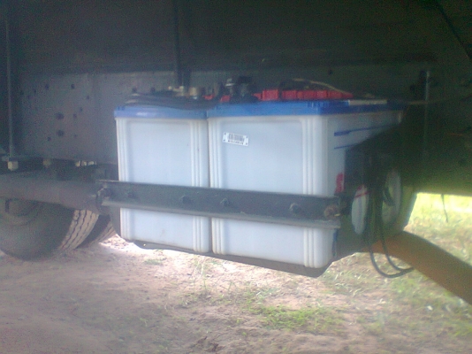 ISUZU ROCKY 195 HP 6HE1 กระบะคอกเหล็กยาว 5.50 เมตร เครื่องแรงดีไม่มีเยิ้ม หัวเก๋งบาง แอร์เย็น พวงมาลัยเพาเวอร์ เบรคทริ๊ปฟี้ครบพร้อม ช่วงล่างคัชซีสวยไม่มีดาม สภาพดี 70\% เอกสารทะเบียนภาษีครบพร้อมโอน