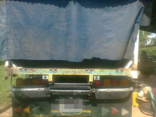 ISUZU ROCKY 195 HP 6HE1 กระบะคอกเหล็กยาว 5.50 เมตร เครื่องแรงดีไม่มีเยิ้ม หัวเก๋งบาง แอร์เย็น พวงมาลัยเพาเวอร์ เบรคทริ๊ปฟี้ครบพร้อม ช่วงล่างคัชซีสวยไม่มีดาม สภาพดี 70\% เอกสารทะเบียนภาษีครบพร้อมโอน