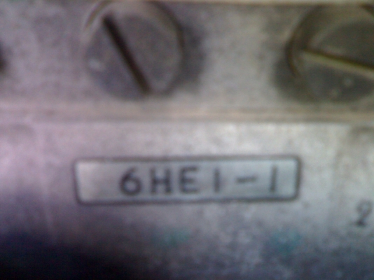 ISUZU ROCKY 195 HP 6HE1 กระบะคอกเหล็กยาว 5.50 เมตร เครื่องแรงดีไม่มีเยิ้ม หัวเก๋งบาง แอร์เย็น พวงมาลัยเพาเวอร์ เบรคทริ๊ปฟี้ครบพร้อม ช่วงล่างคัชซีสวยไม่มีดาม สภาพดี 70\% เอกสารทะเบียนภาษีครบพร้อมโอน