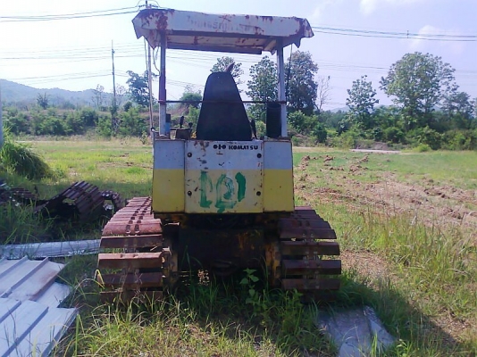 ขายด่วน..KOMATSU D20P รถสวย ระบบการทำงานสมบุรณ์แบบ พร้อมใช้งานดี.