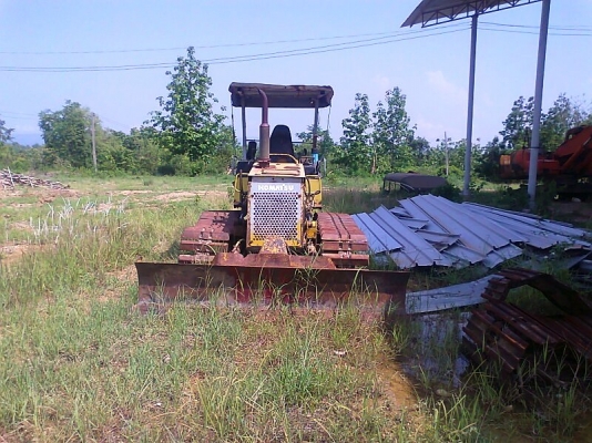 ขายด่วน..KOMATSU D20P รถสวย ระบบการทำงานสมบุรณ์แบบ พร้อมใช้งานดี.