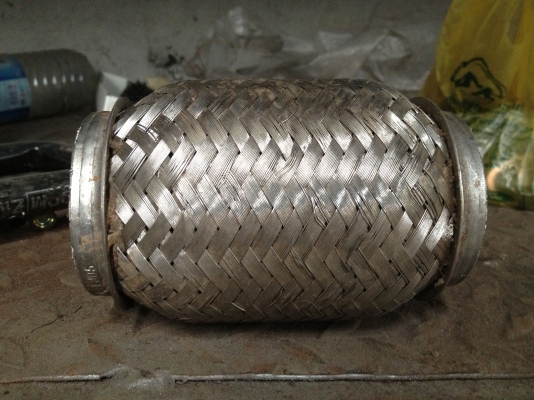 ท่ออ่อนไอเสีย แบบถัก 2นิ้วครึ่ง แบบสั้น (หายาก)