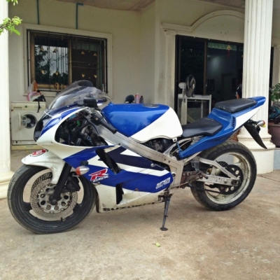 ขาย GSXR400 R3 สำเนาทะเบียน 29000 บาท