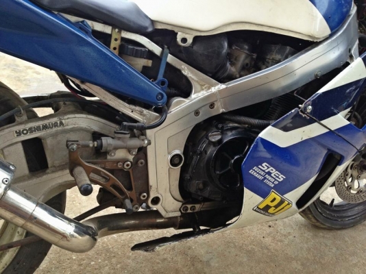 ขาย GSXR400 R3 สำเนาทะเบียน 29000 บาท