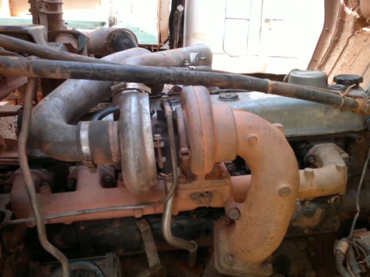 รถมิตซู 10 ล้อดั้ม FN527 220 แรงม้า  สนใจติดต่อ 081 - 6079515