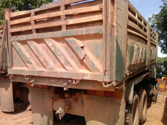 รถมิตซู 10 ล้อดั้ม FN527 220 แรงม้า  สนใจติดต่อ 081 - 6079515