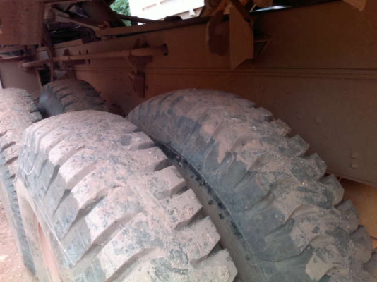 รถมิตซู 10 ล้อดั้ม FN527 220 แรงม้า  สนใจติดต่อ 081 - 6079515