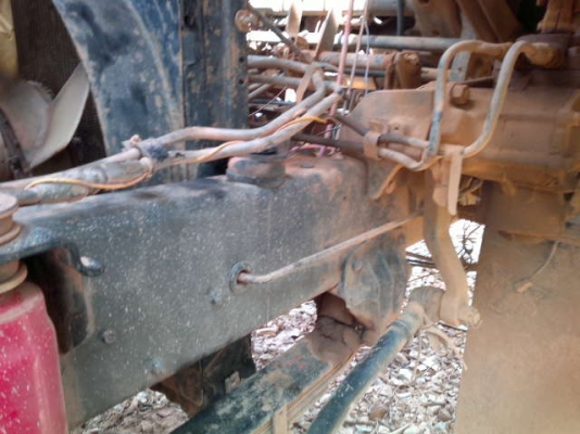 รถมิตซู 10 ล้อดั้ม FN527 220 แรงม้า  สนใจติดต่อ 081 - 6079515