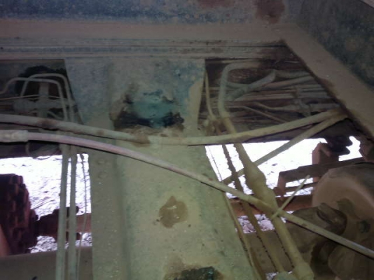 รถมิตซู 10 ล้อดั้ม FN527 220 แรงม้า  สนใจติดต่อ 081 - 6079515