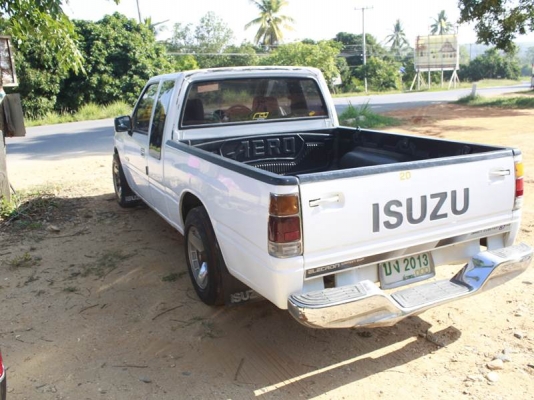 Isuzu tfr ปี33 มีเวอร์ เครื่องเสียงชุดใหญ่