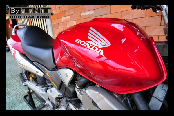<TNT>ขาย Honda CB 900 ปี2004/หัวฉีด/กุญแจชิพ/สีแดง/ทะเบียน/..สวยๆ>>>>>