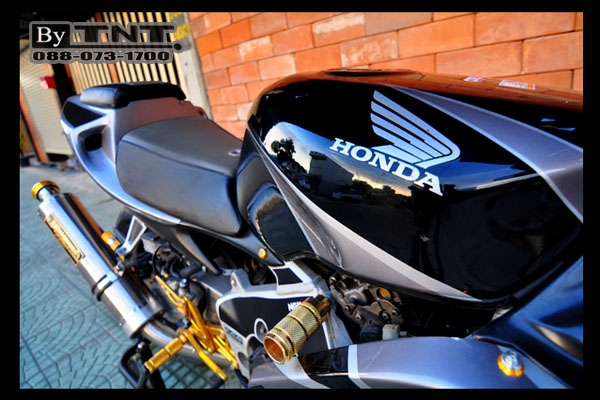 <TNT>ขาย Honda CBR(NC-29) 400 cc./ปี92/สีดำ-เทา/ทะเบียนแท้/แฟริ่งแต่ง..สวยๆ>>>