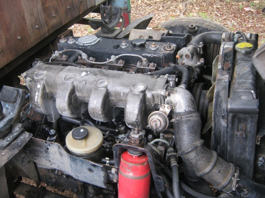 ขาย6ล้อ NKR 110 เเรงม้าพร้อมใช้งาน ขาย6ล้อ NKR 110 เเรงม้าพร้อมใช้งาน