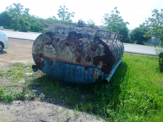 ขาย..ถังน้ำมันติดรถสิบล้อ ปตท.14,000 ลิตร สภาพสวย สีเดิม ๆ พร้อมใช้งาน.