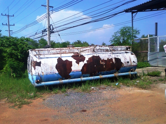 ขาย..ถังน้ำมันติดรถสิบล้อ ปตท.14,000 ลิตร สภาพสวย สีเดิม ๆ พร้อมใช้งาน.