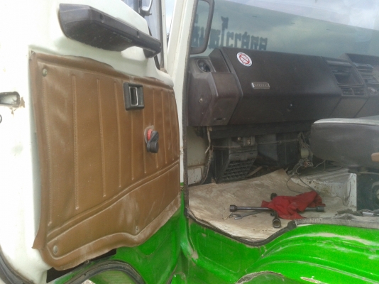 ขาย6 ล้อดั้ม HINO FD 185แรง (FD171A)(HO7C)เครื่องแน่นมาก แรง ดีมาก คัซซีสวยมาก ไม่ผุ สวยตลอดเส้น พวงมาลัยพาวเวอร์ 7 เกียร์รวมเกียร์ถอย. มีแอร์ พร้อมโอน พร้อมใช้งาน...... ขาย6 ล้อดั้ม HINO FD 185แรง (FD171A)(HO7C)เครื่องแน่นมาก แรง ดีมาก คัซซีสวยมาก ไม่ผุ สวยตลอดเส้น พวงมาลัยพาวเวอร์ 7 เกียร์รวมเกียร์ถอย. มีแอร์ พร้อมโอน พร้อมใช้งาน......