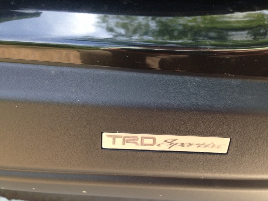 ขายกันชนหน้าVigo. Trd สภาพดี. 2500 บาท