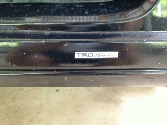 ขายกันชนหน้าVigo. Trd สภาพดี. 2500 บาท