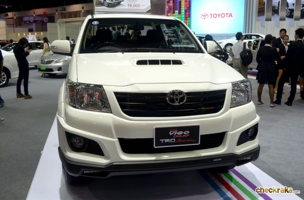ขายกันชนหน้าVigo. Trd สภาพดี. 2500 บาท