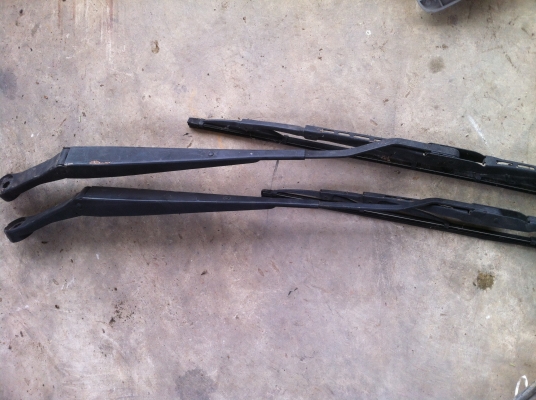 ขายกัานปัดน้ำฝน ดี แม็ก